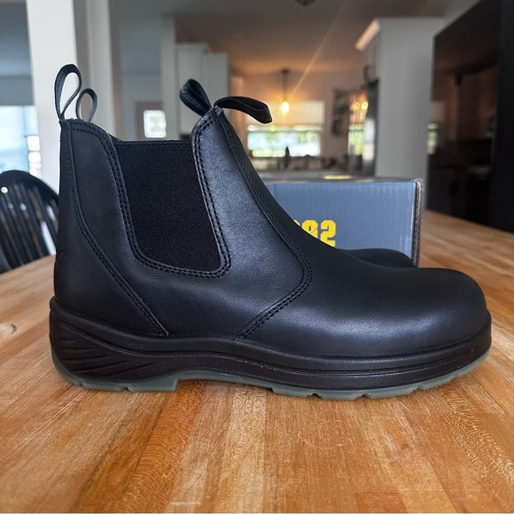 Black Leather Steel Toe Work Boots - Picture 1 of 6